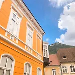 Apartmán Voya Nordic Apartment-a Luxury Oasis In The Old Town