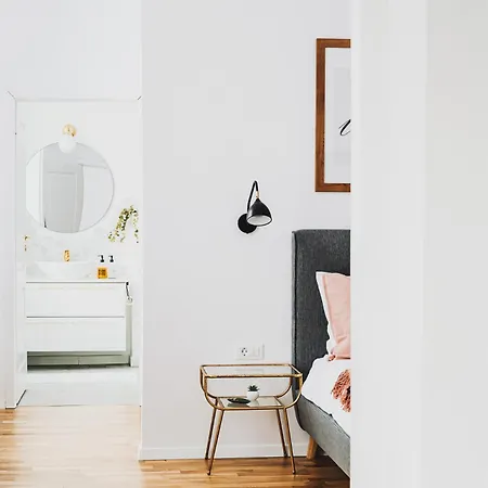Lejlighed Voya Nordic Apartment-a Luxury Oasis In The Old Town *
