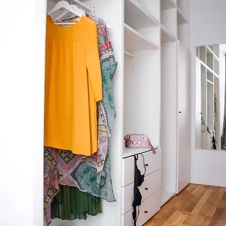 Voya Nordic Apartment-a Luxury Oasis In The Old Town Apartament Brașov