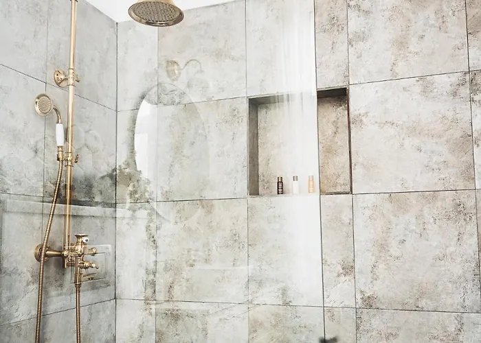 Voya Nordic Apartment-a Luxury Oasis In The Old Town