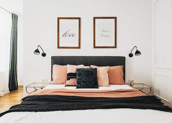 Voya Nordic Apartment-a Luxury Oasis In The Old Town Apartment Brasov